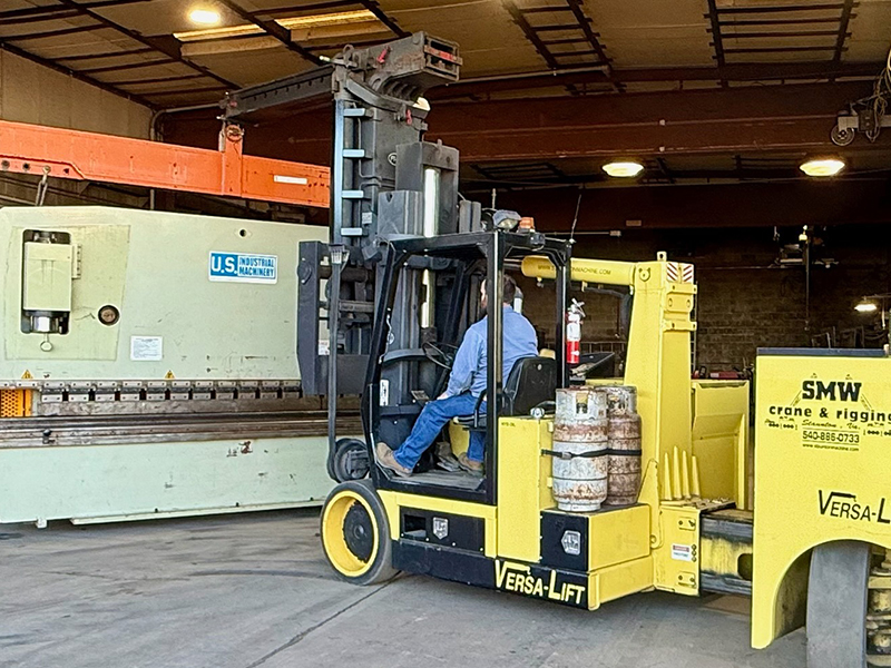 Rigging and Machine Moving Services | Staunton Machine Works